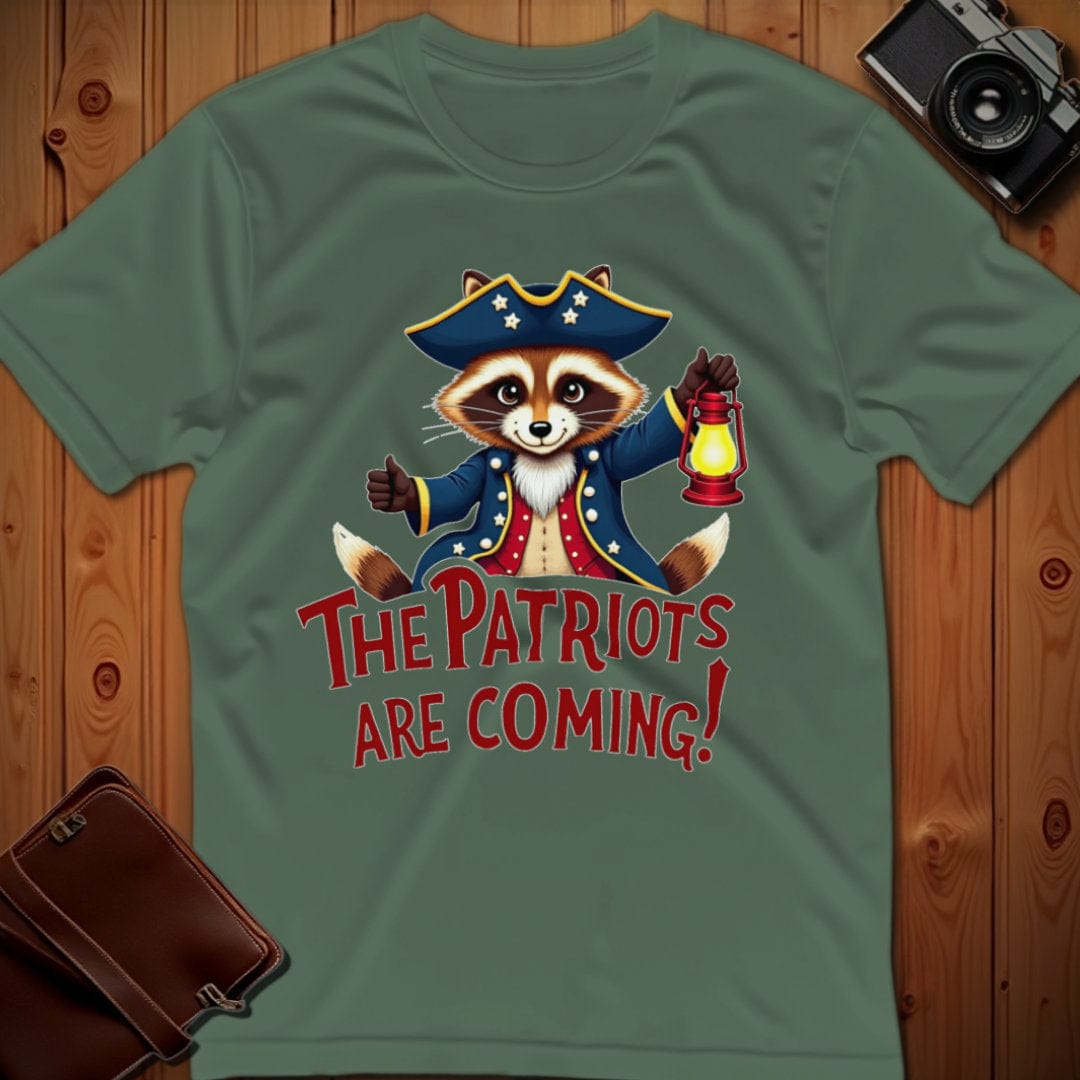 Raccoon Tee – Patriots are coming – Bold Vibrant Art
